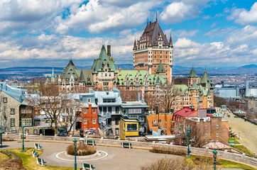 Naklejka premium Widok na Chateau Frontenac w mieście Quebec w Kanadzie