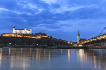Bratislava castle and Lafranconi bridge at dusk during winter season