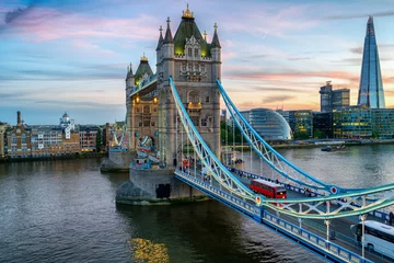 Tower Bridge au crépuscule du soir