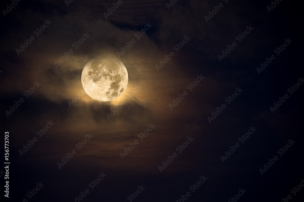 Wall mural amber moon
