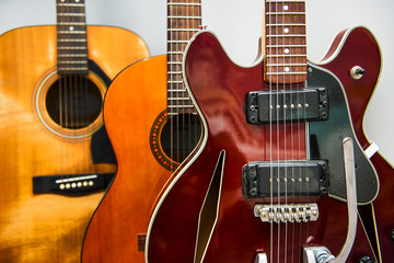 Naklejka na ściany i meble Rows of guitars