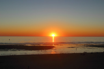 Fototapeta premium Coucher de soleil au Port d'albret