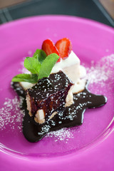 cheesecake with strawberry
