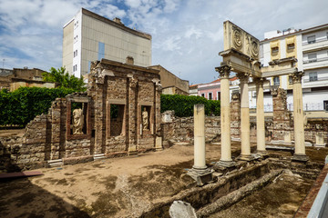 Roman ruins in Mérida, Spain © Helissa