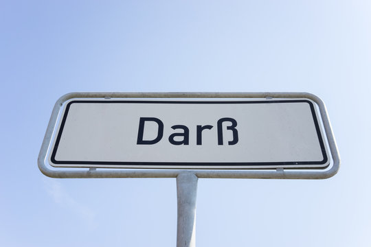 Schild Dar&szlig;