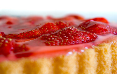 Frische leckere Erdbeertorte (Nahaufnahme)