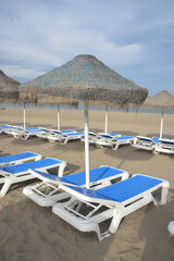 tumbonas en la playa