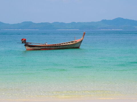 Pukhet sea / thailand