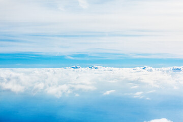 Fototapeta na wymiar Skyline with white clouds