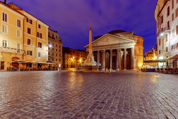 Fototapeta na wymiar Rome. Pantheon in the night illumination.