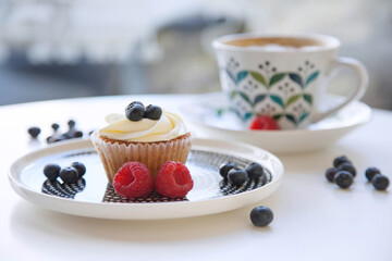 cupcake and blueberry