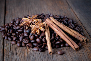 Coffee beans with cinnamon A mixture of popular drinks.