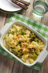 Cauliflower and broccoli cheese
