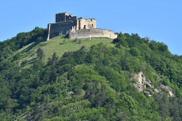 Obraz premium old historical ruins of castle Zborov Slovakia