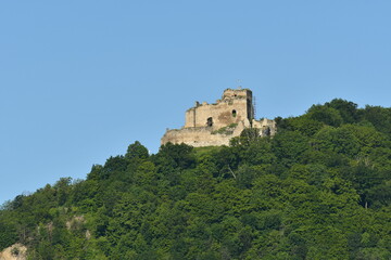 Fototapeta na wymiar old historical ruins of castle Zborov Slovakia