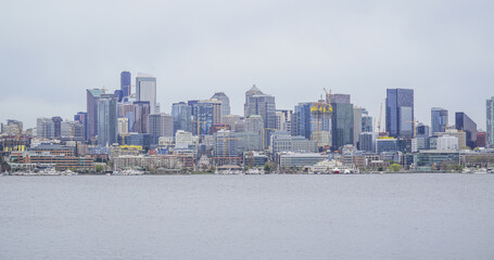 The city of Seattle and Lake Union - wide angle view from Gasworks Park - SEATTLE / WASHINGTON - APRIL 11, 2017