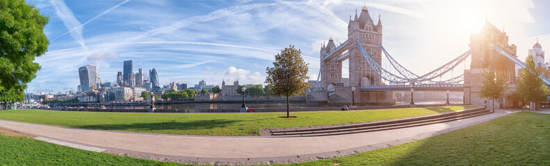 Fototapeta na wymiar Thames riverside panorama with Tower Bridge