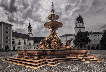 Obraz premium Residenzbrunnen-Salzburg-Austria