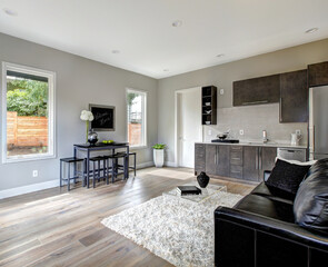 Family room design with wet bar nook