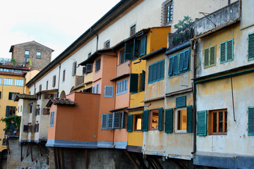 Fototapeta na wymiar Sunny Bridge ''Ponte Vecchio'' in Florence Italy