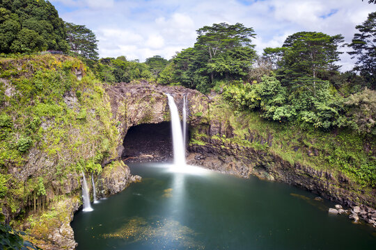 Rainbow Falls In Hawaii