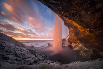 Fototapeta premium Jaskinia Seljalandsfoss
