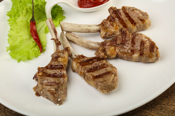 Grilled lamb