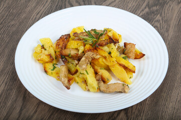 Fried potato with pork