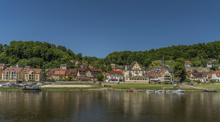 Fototapeta na wymiar River Labe or Elbe in Stadt Wehlen