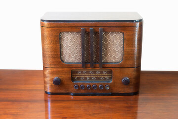 Vintage vacuum tubes radio receiver