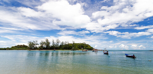Obraz premium Thailändischer Traumstrand, Sonne, Meer und Stille :)