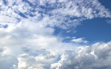 Fototapeta na wymiar blue sky with clouds background.