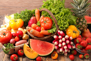 Obraz na płótnie Canvas raw fruit and vegetable