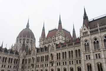 Fototapeta na wymiar ハンガリー国会議事堂