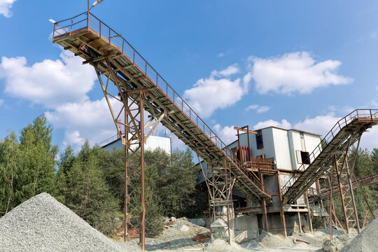Open pit mining and processing plant for crushed stone, sand and gravel to be used in the roads and construction industry