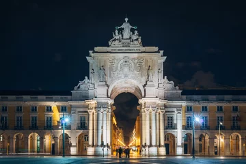 Papier Peint photo Monument artistique Triumphal Arch at Night, Praca Do Comercio, Lisbon, Portugal