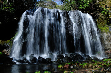 Obraz premium 福島県耶麻郡猪苗代町 達沢不動滝