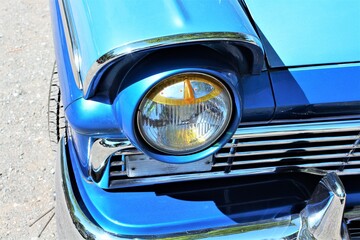 An image of a us classic car, vintage