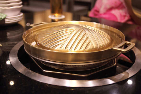 Brass pan use gas stove for BBQ,Grill