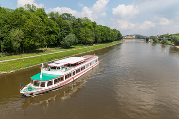 Obraz na płótnie Canvas Boot auf der Weser, Minden, NRW, Deutschland