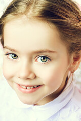 Fototapeta premium close-up smiling girl