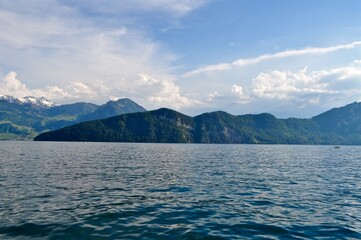 Vierwaldstättersee und Berg Bürgenstock im Hintergrund, Schweiz