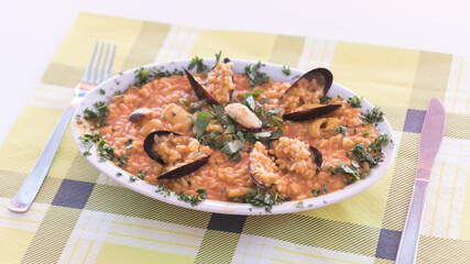 food, paella, rice, seafood, spanish, recipe, dish, pan, prawn, cuisine