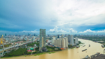 Fototapeta na wymiar Bhumibol bridge across Cho Phraya river