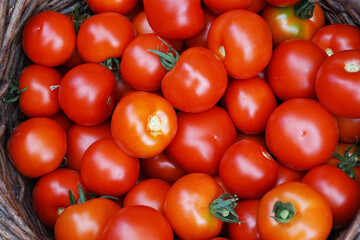 fresh tomatoes texture