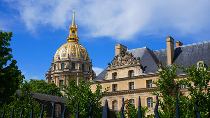 Obraz premium Photo of Army museum on a spring morning, Paris, France