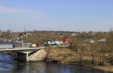 bridge on Russian-Estonian state transport-walking border