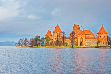 Fototapeta na wymiar Trakai island castle museum at Galve lake