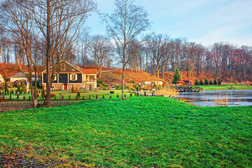 Fototapeta na wymiar Old house and pond in Belmontas Pavilniai regional park Vilnius
