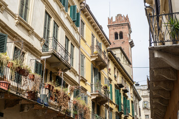Fototapeta na wymiar Classic italian facade